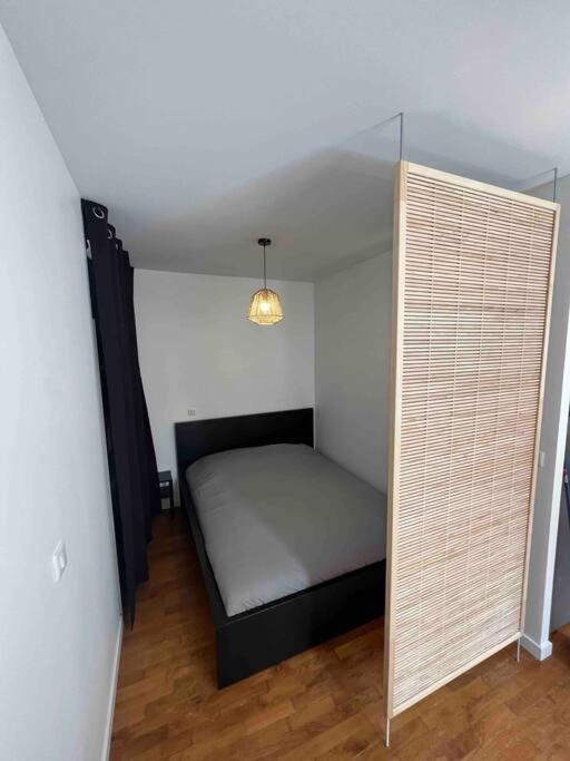 Appartement Climatise / Centre-Ville / 4 Personnes Besancon Ngoại thất bức ảnh